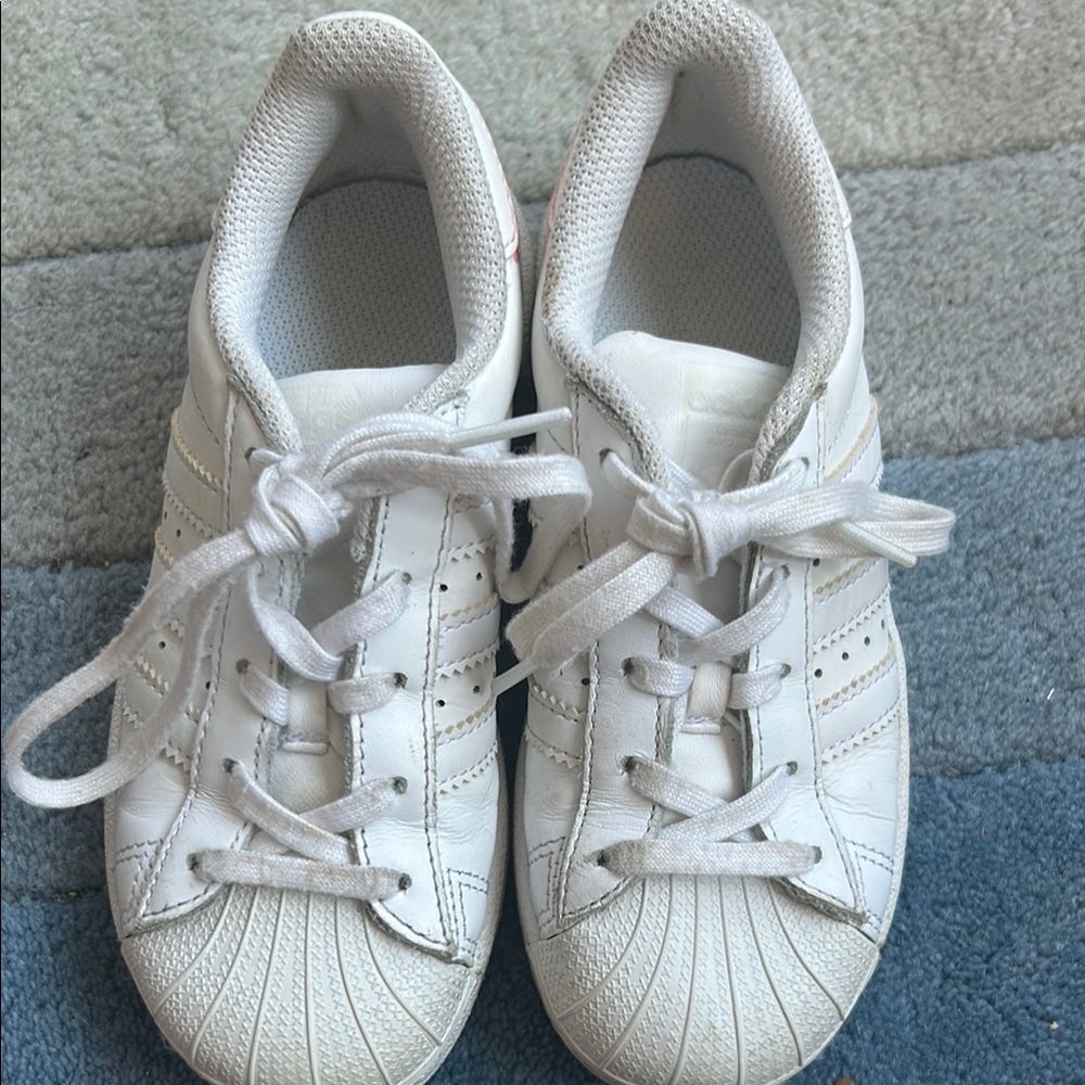 adidas Kids White Sneakers with Colorful Side Detail - Picture 2 of 9